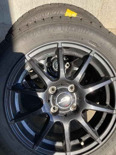 スタッドレスタイヤ＆ホイル　4本