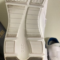 美品　ナースシューズ　靴　スニーカー　病院の画像