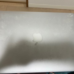 Apple MacBook Air (13-inch, Early 2015)の画像