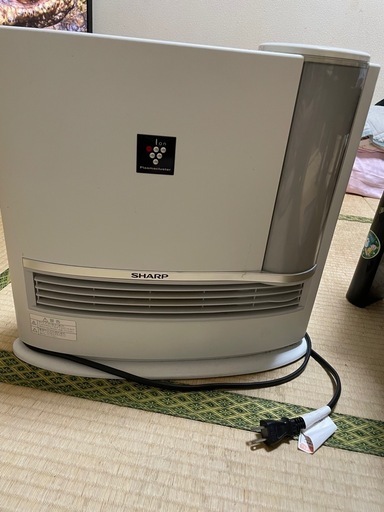 【お譲り先決まりました】加湿セラミックファンヒーター