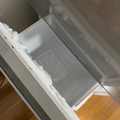 引越しのため12/7まで アクア AQUA 冷凍庫つき冷蔵庫 126L AQR-13G の画像