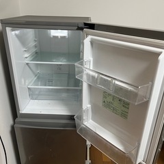引越しのため12/7まで アクア AQUA 冷凍庫つき冷蔵庫 126L AQR-13G の画像
