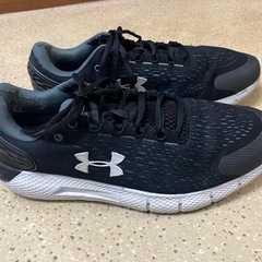 価格訂正しますアンダーアーマースニーカー27.5センチ