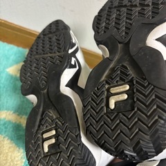FILAハイカットスニーカーの画像