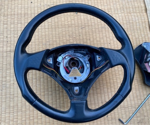 値下げ！アルファロメオ 155 純正　ステアリング ハンドル　Alfa Romeo モモ