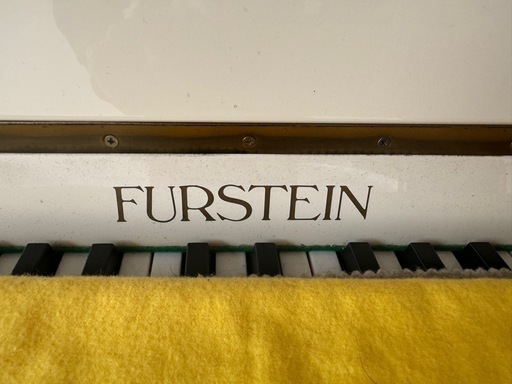 アップライトピアノ 3本ペダル FURSTEIN