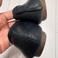 【お値下げ✨】Clarks 本革フラットシューズ（黒・サイズ23.5）の画像