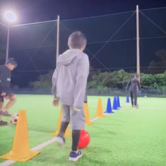 ピエリ守山 小学生サッカースクール★水曜・金曜18:30〜20:00（90分）月額5,500円の画像