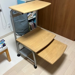 パソコン机