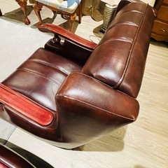 再値下げしました！！ 高級感溢れる一人がけソファー✖️2脚の画像