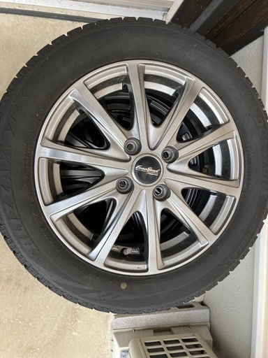 スタッドレスタイヤ