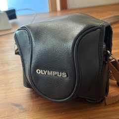 Olympus Stylus1 専用ケース、バッテリー2個付属の画像