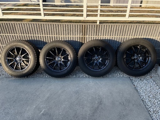 スタッドレスタイヤ 4本セット 2022年製 GOODYEAR ICENAVI7 195/65R15