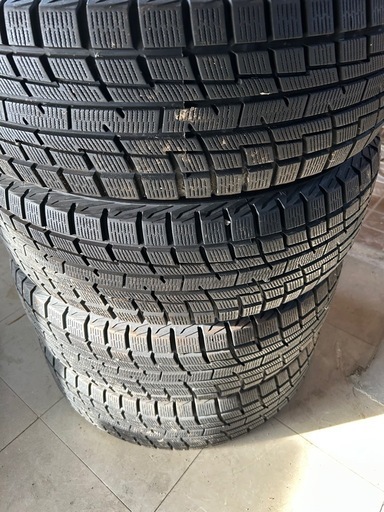 195/65R15 バリ山国産スタッドレスタイヤ 4本セット