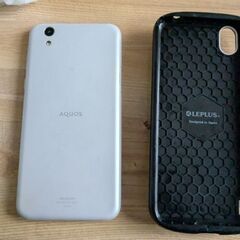 AQUOS　SHV40の画像