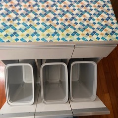 キッチンカウンター おしゃれ ゴミ箱の画像