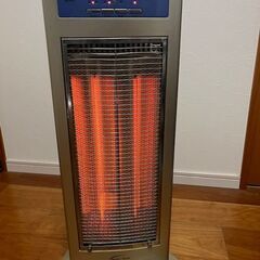 アイテック　カーボンヒーター　（検索用：電気ストーブ）（商談中）の画像