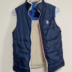 リバーシブル　ノースリーブジャケットの画像