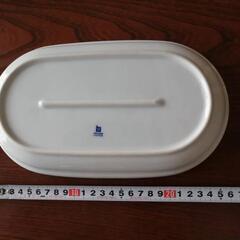 白のプレートの画像