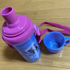 子供　水筒の画像