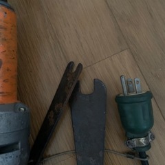 最終値下げ！日立工機　ハンドグラインダー　LDU6　電動工具　研磨　32ミリ　DIYの画像