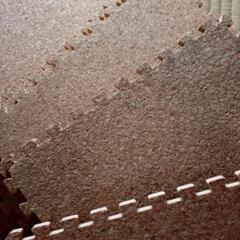 組立式コルクマット１５枚　一辺29.7cm前後　厚み約7mm　少し使用感ありの画像