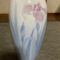 宮内庁御用達　深川製磁　有田焼　花瓶　あやめ柄の画像