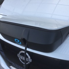 日産リーフ　充電ポートカバー