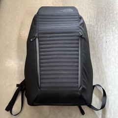 ノースフェイス　リュック　ビジネス　パソコンの画像