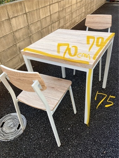 ダイニングテーブルセット（70cm四方）