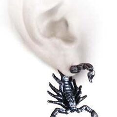ALCHEMY GOTHIC: SERKET post ear ...