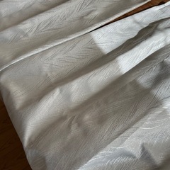 【美品】遮光1級カーテン、長さ135センチの画像