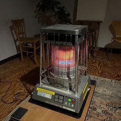 大きな石油ストーブ　サンポットの画像