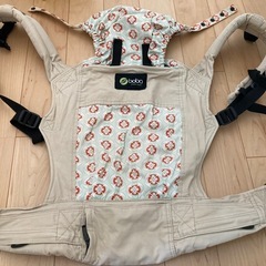 ボバ　抱っこ紐　箱・説明書付きの画像