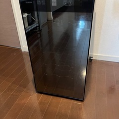 【購入者確定】ワインセラー　18本入り ペルチェ式　アイリスオーヤマ　