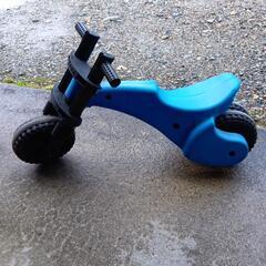 Y  BIKE     と、書いてある。の画像