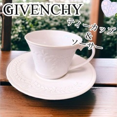 GIVENCHYのティーカップ＆ソーサーのセット1組　美品