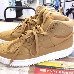 ナイキ コートビジョン MID｜ハイカットスニーカー の画像