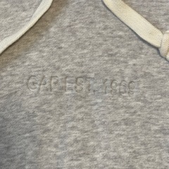 GAP パーカー Lサイズ の画像