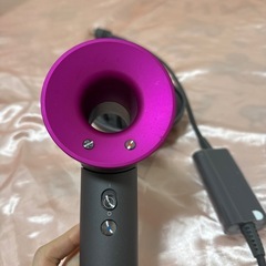 ダイソン　ドライヤー