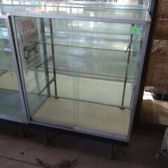 お話し中　ガラスケース⑤