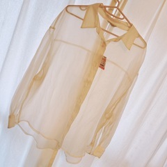 ベージュ シアーシャツ 新品未使用