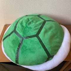 スーパーマリオ　甲羅ぬいぐるみ