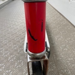 折りたたみ可能　キックボードscuderia ferrariの画像