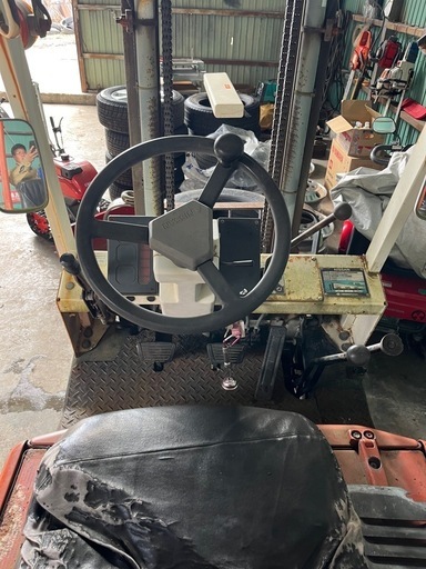 日産フォークリフト1.3t中古