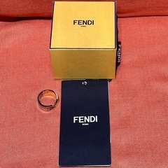 【美品】FENDIフェンディメンズ Fロゴリング　目黒蓮着用の画像