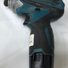 インパクトドライバー　　マキタ