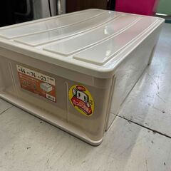 M136　収納ケースの画像