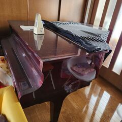 グランドピアノ　KAWAI　