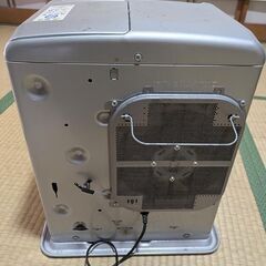 引取限定【２１年製石油ファンヒーター】ダイニチ FW-3221Sの画像
